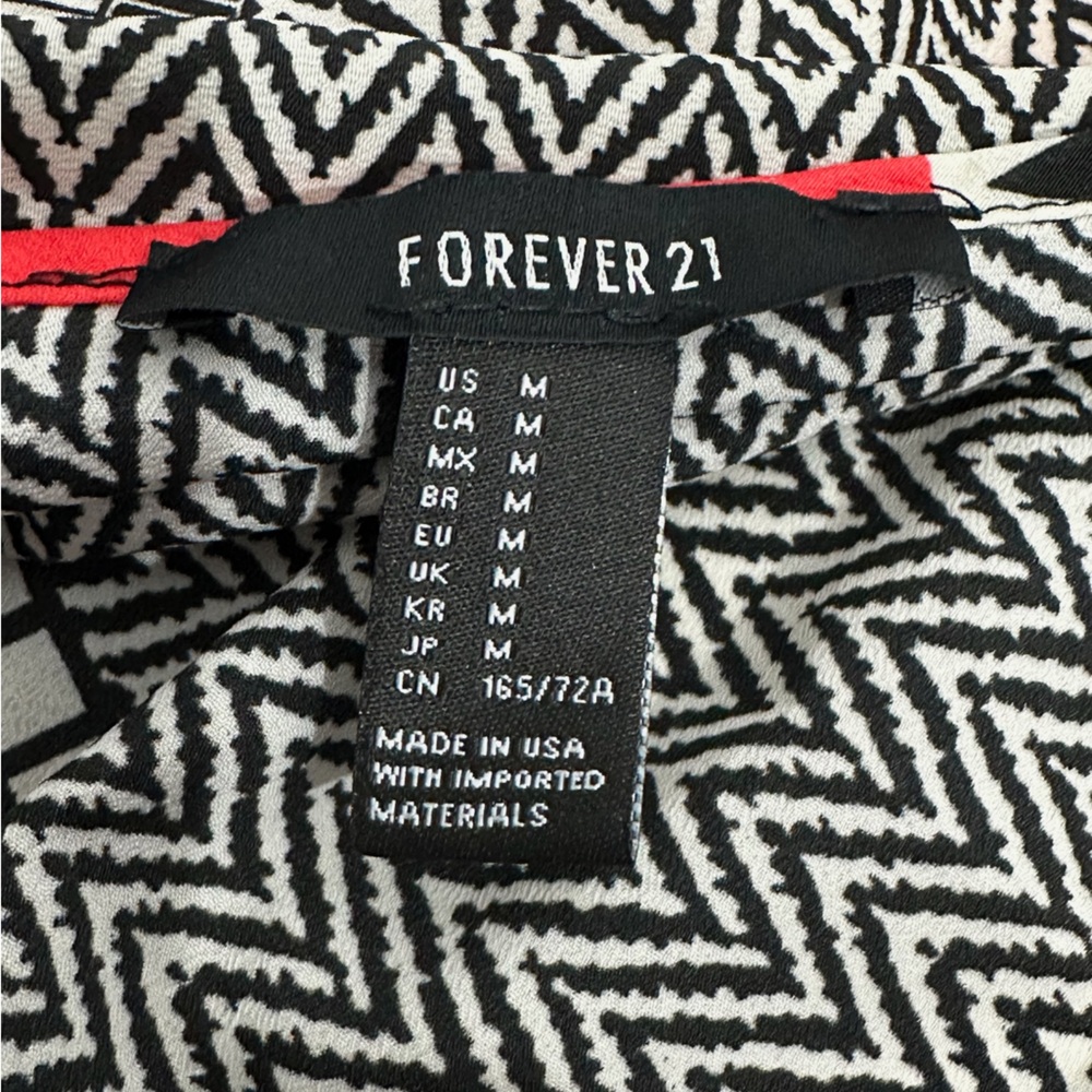 Forever 21 Geometric Print Jumpsuit Boho Statement Retro Resort Vacation Medium - Picture 2 of 6